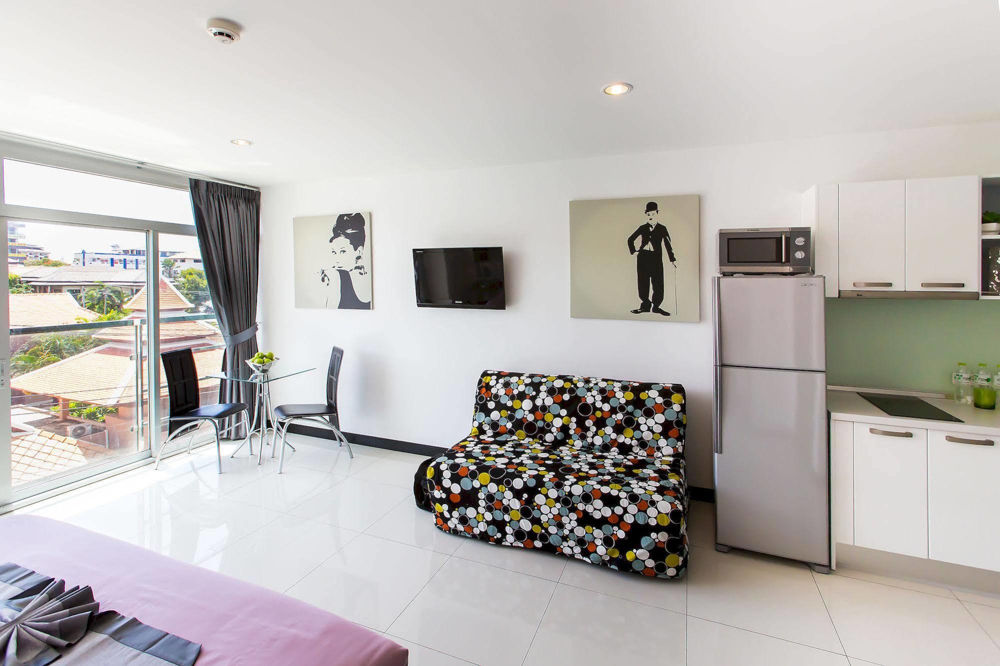 South Beach Pattaya Jomtien Beach Exterior photo